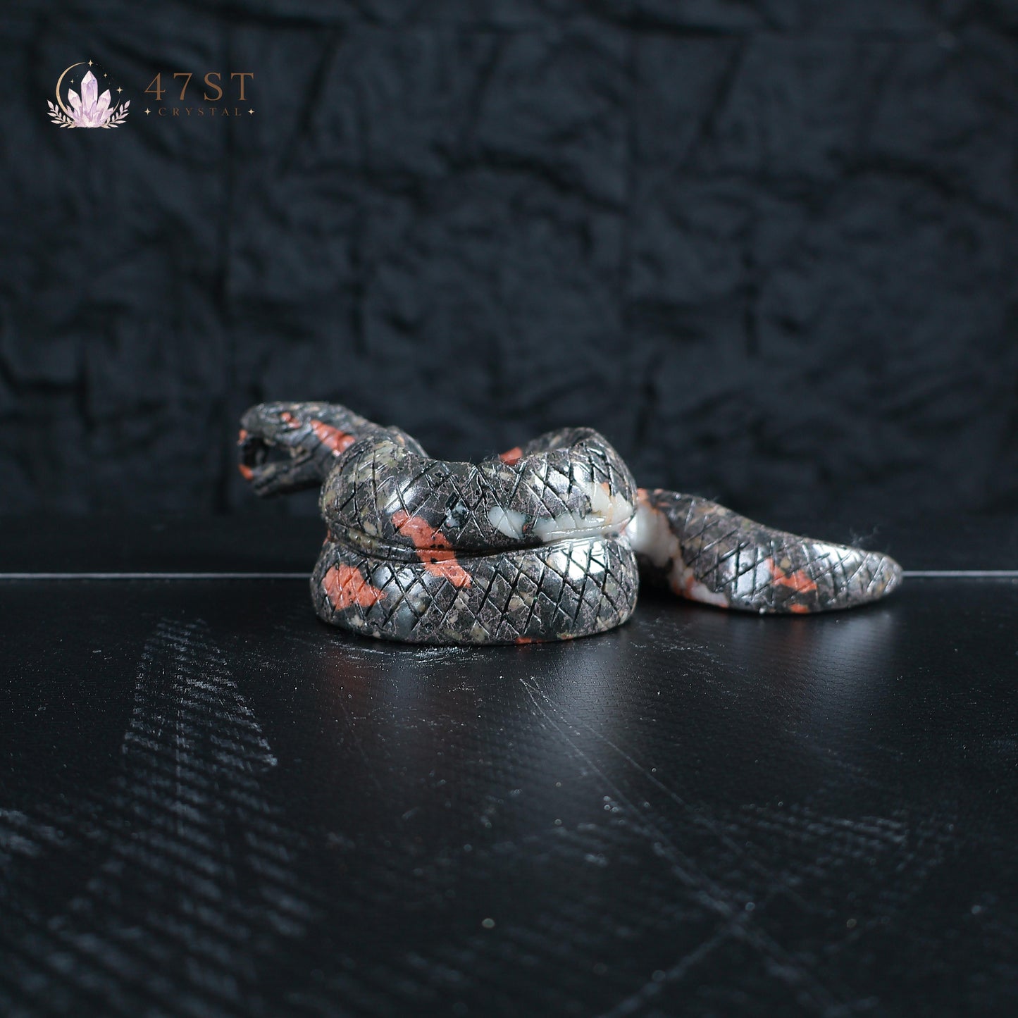 Plum Blossom Jasper Snake Carving