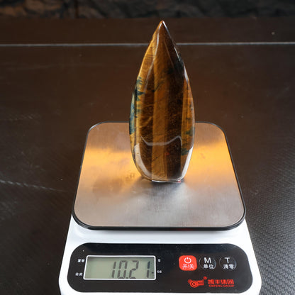 Tiger Eye Freeform