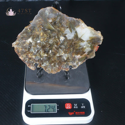 Golden mica
