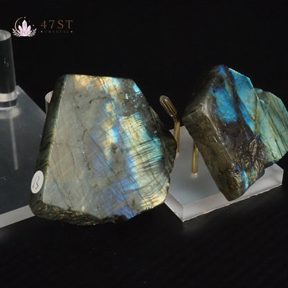 Labradorite Fox Carving
