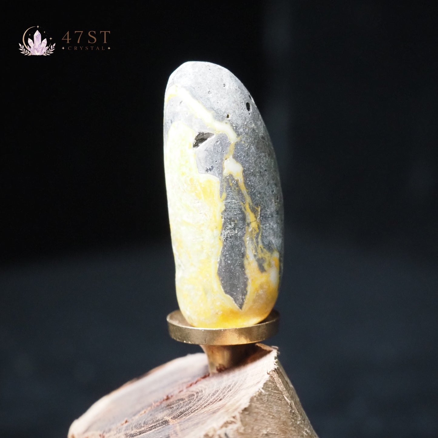 Bumblebee Jasper Palm
