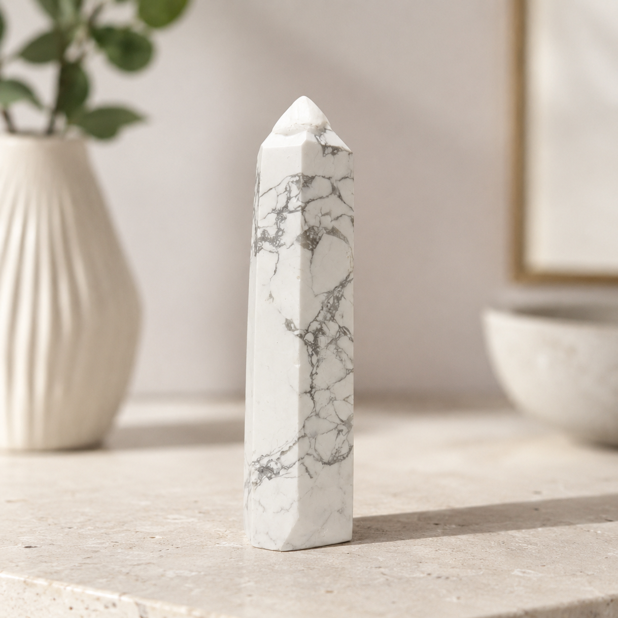 Howlite Point