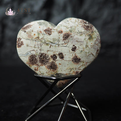 Green Flower Jade Heart Carving