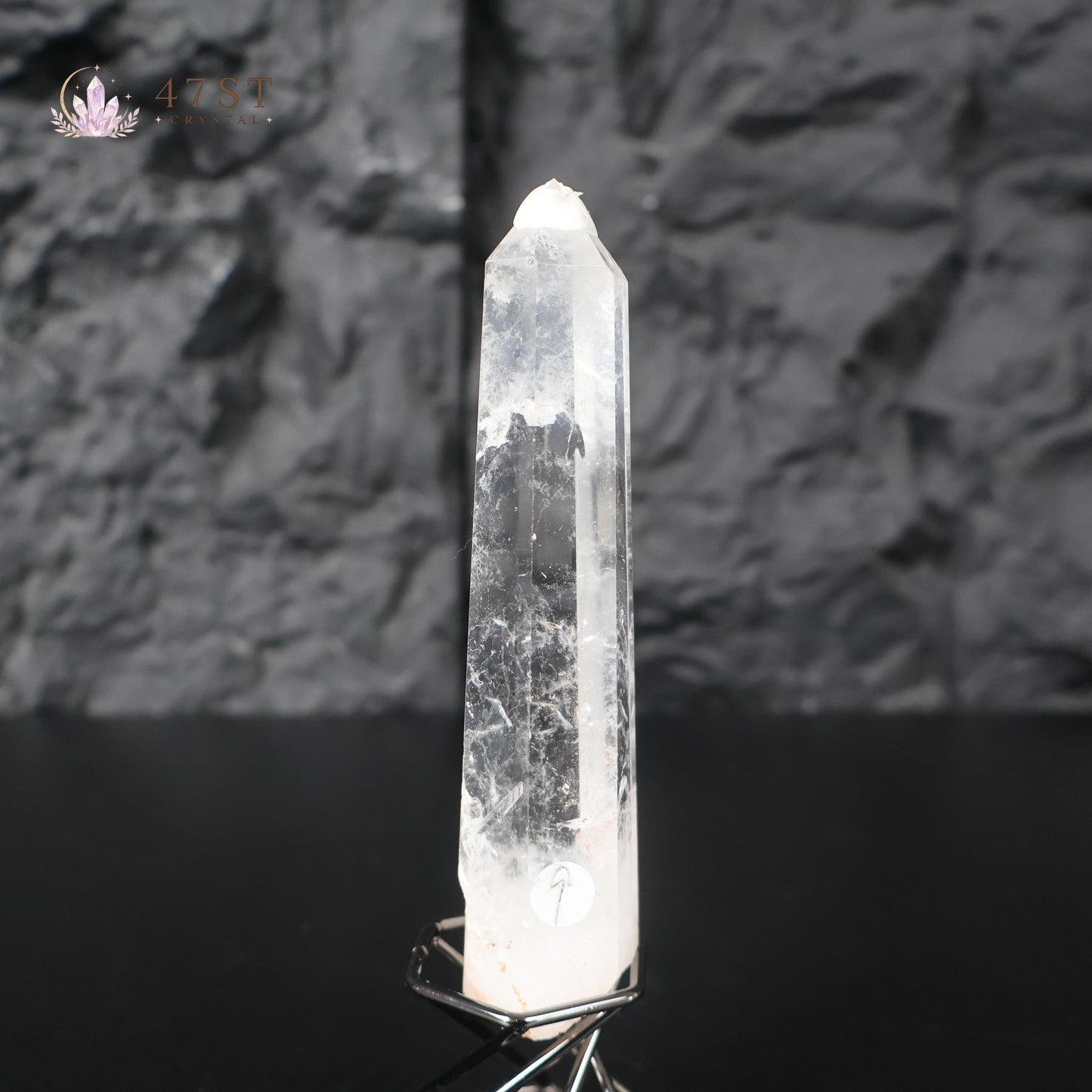 Clear Quartz Tower(raw root)