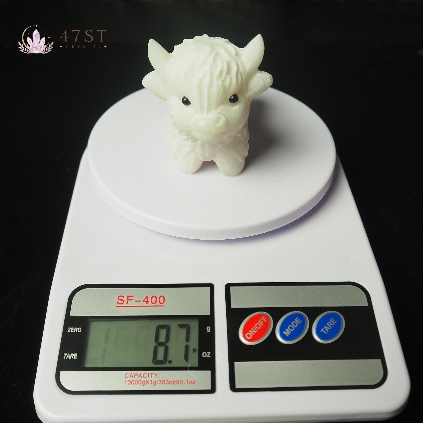 White Jade Highland Cow Carving