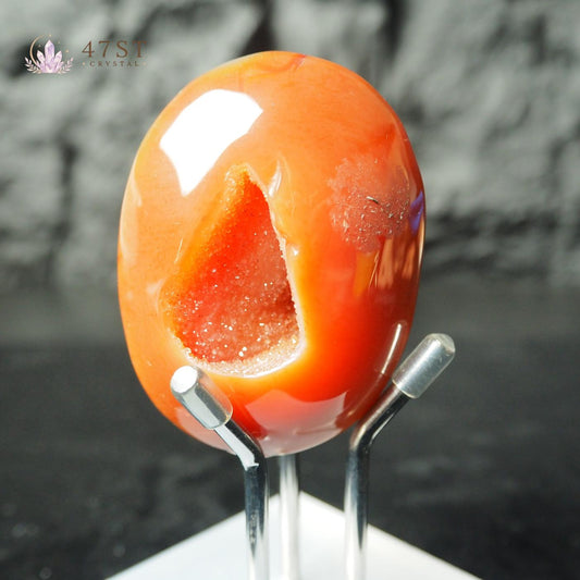 Carnelian Palm Stone