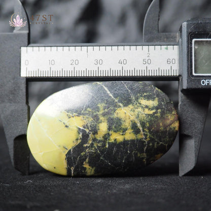 Serpentine Palm Stone