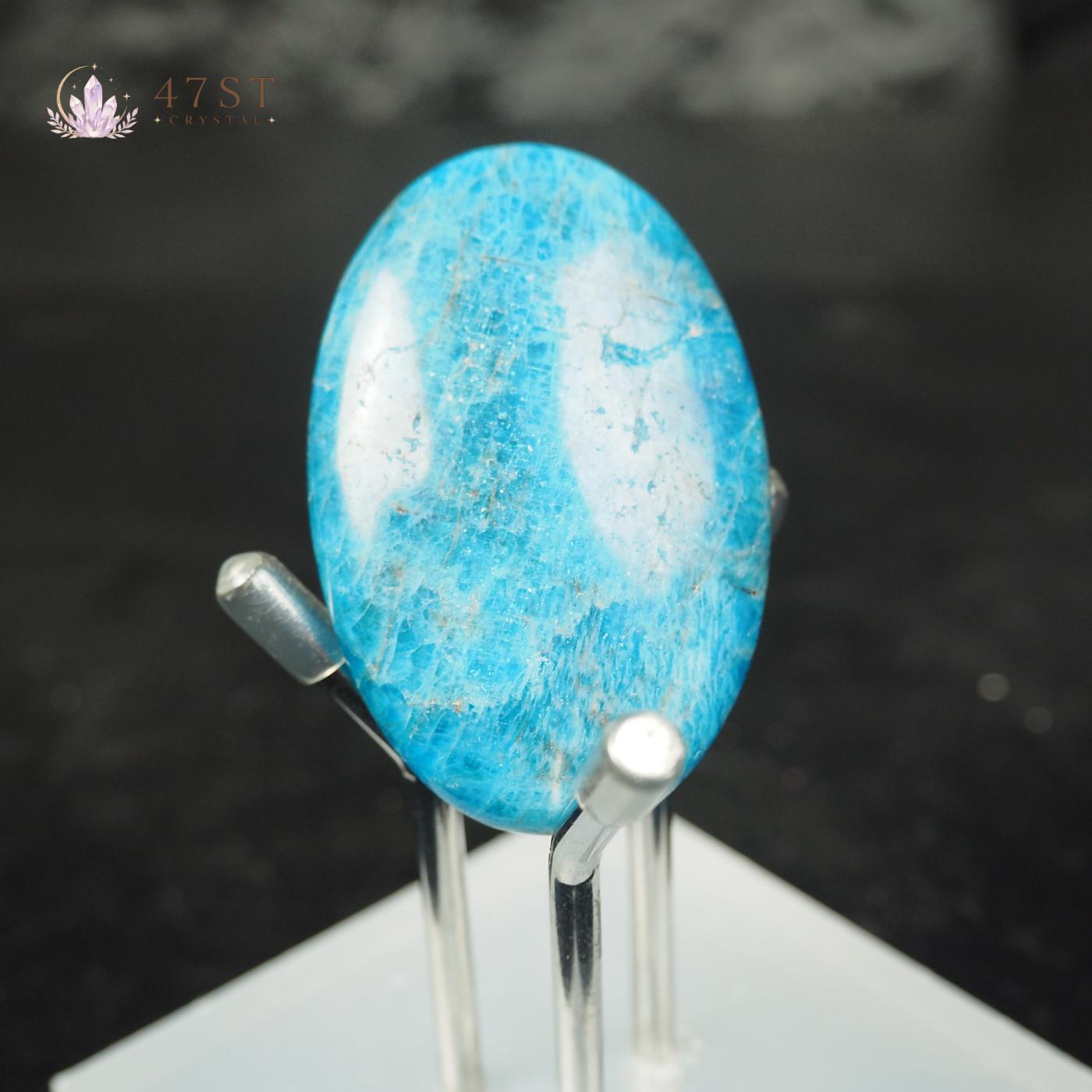 Apatite Palm Stone