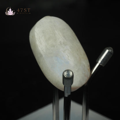Moonstone Palm Stone