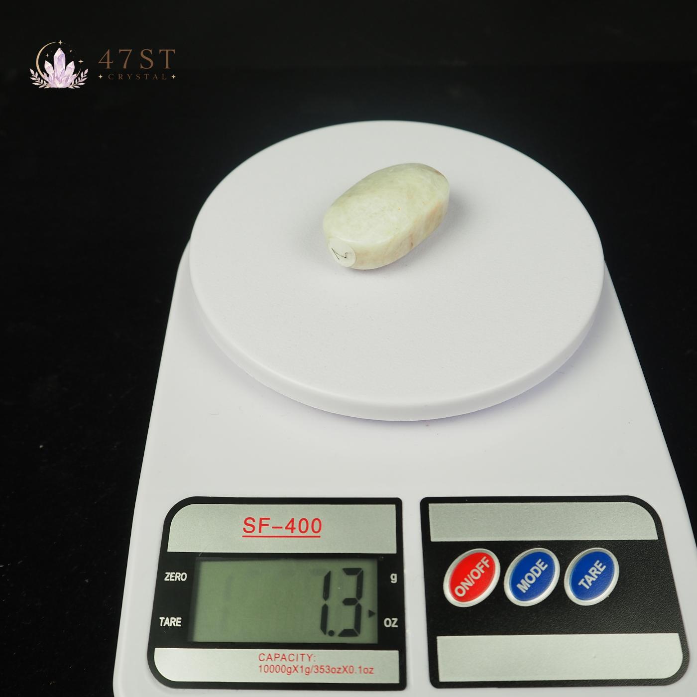 Moonstone Palm Stone