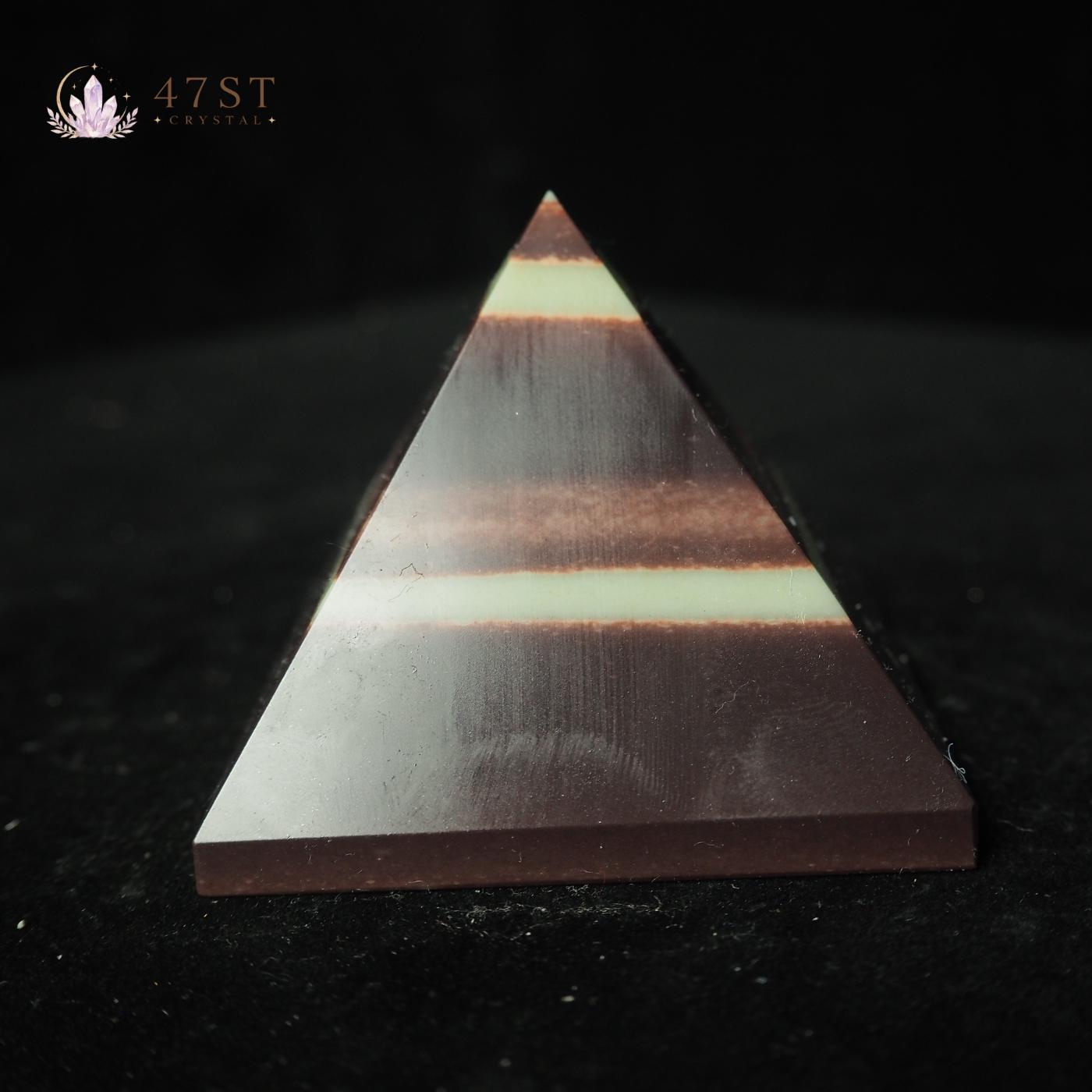 Purple Robe Jade Pyramid