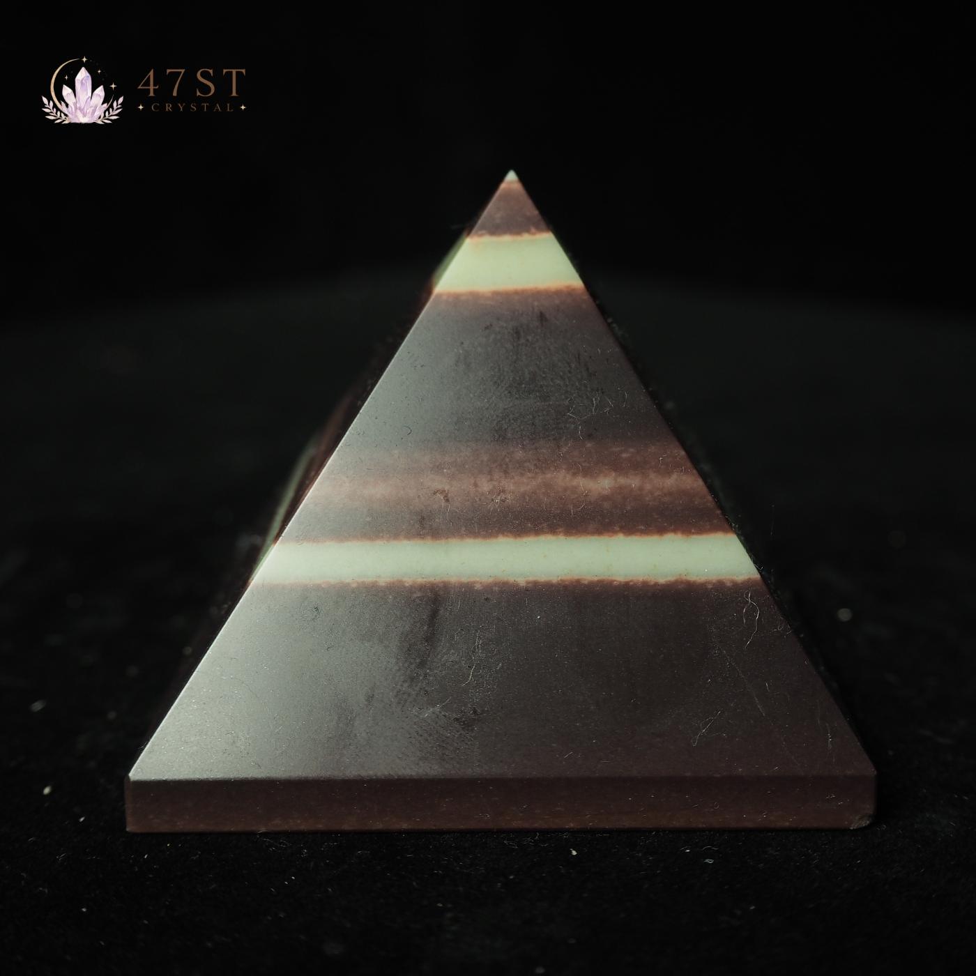 Purple Robe Jade Pyramid