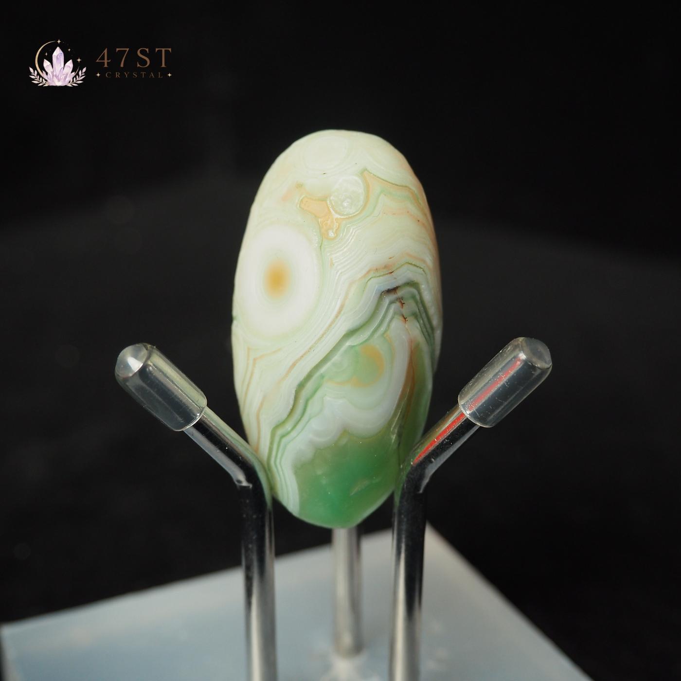 Green Sardonyx Palm Stone
