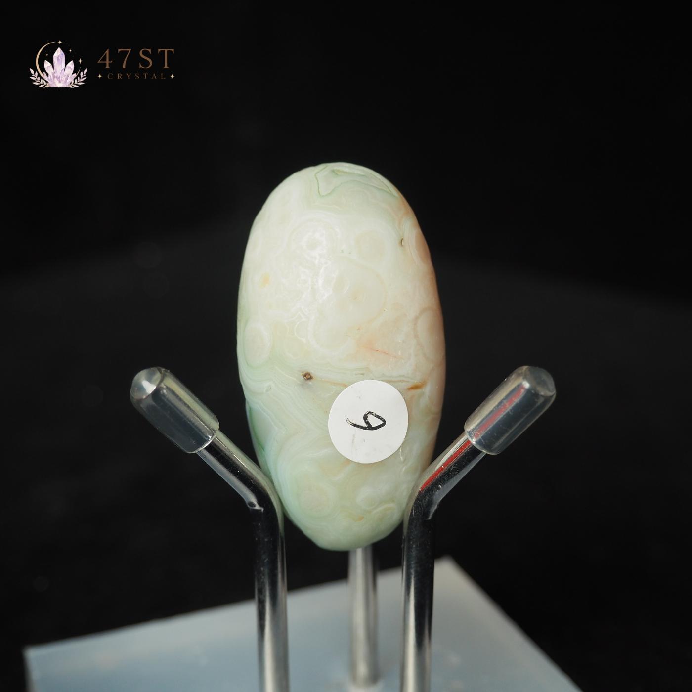 Green Sardonyx Palm Stone