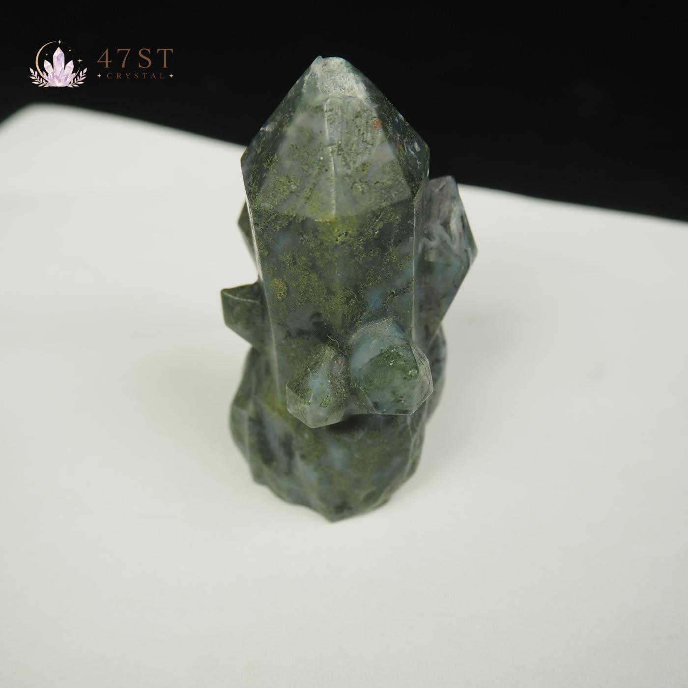 Serpentine Crystal Cluster Carving