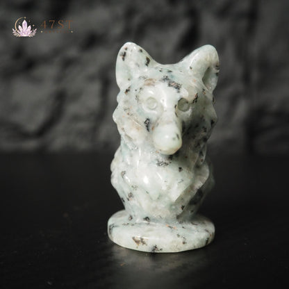 Kiwi Jasper Wolf Carving
