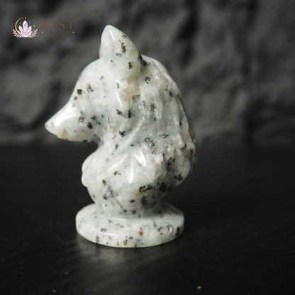 Kiwi Jasper Wolf Carving