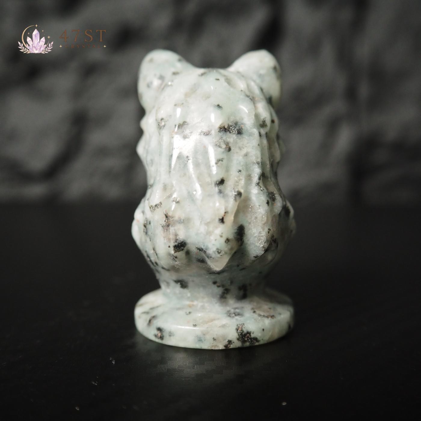 Kiwi Jasper Wolf Carving