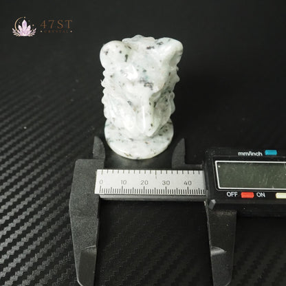 Kiwi Jasper Wolf Carving