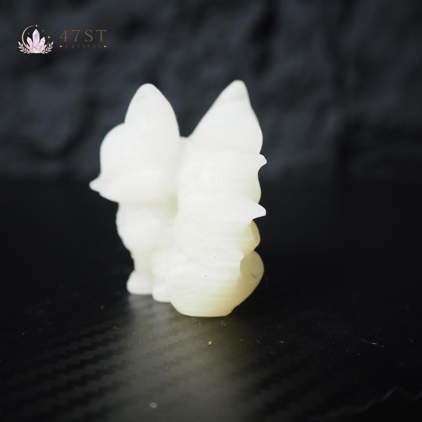 Afghan Jade Nine Tail Fox Carving