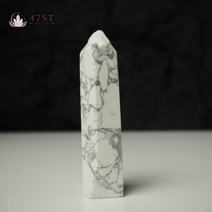 Howlite Point