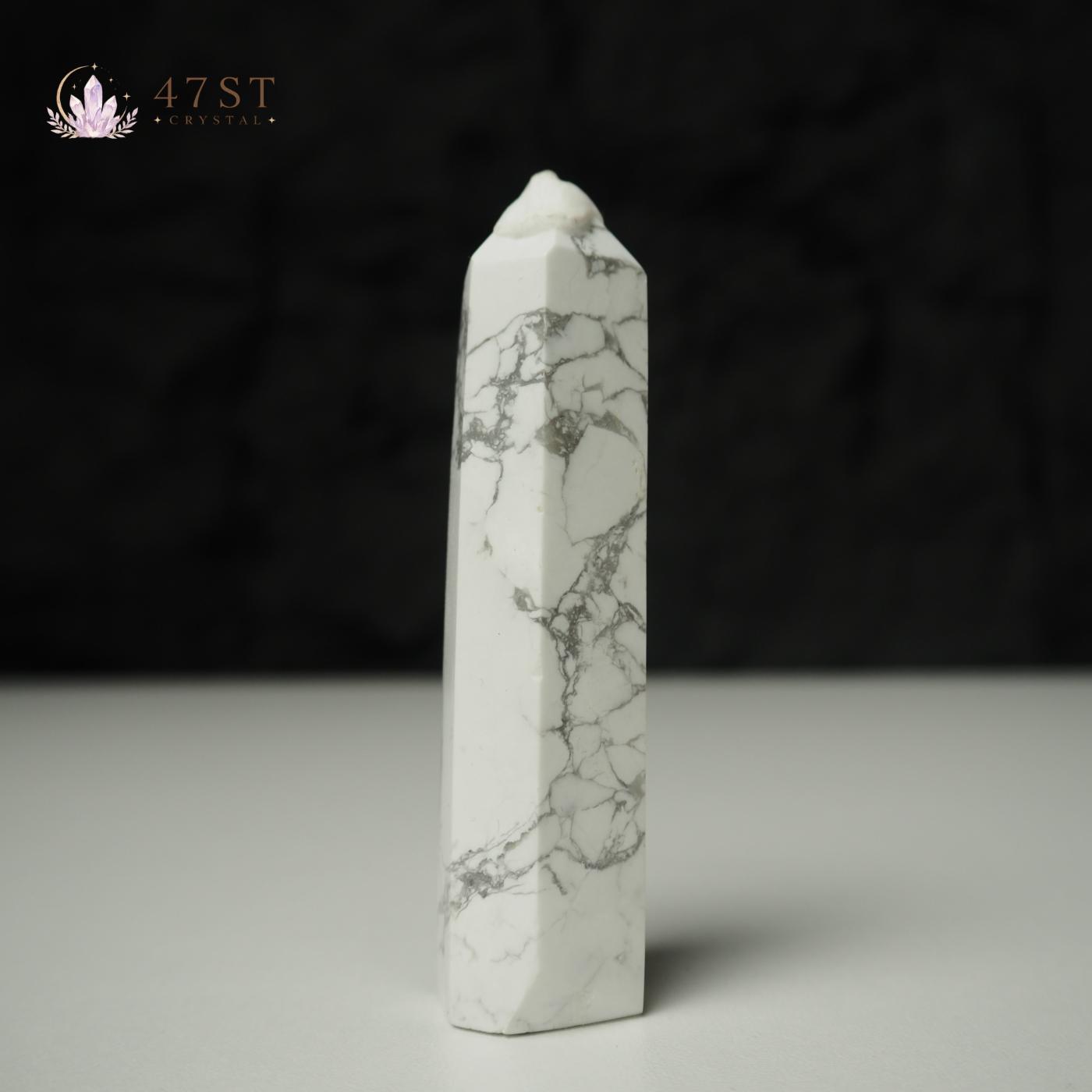 Howlite Point