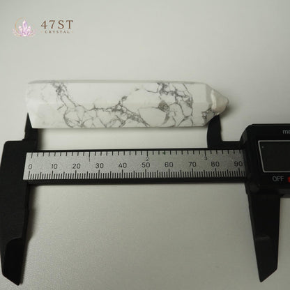 Howlite Point
