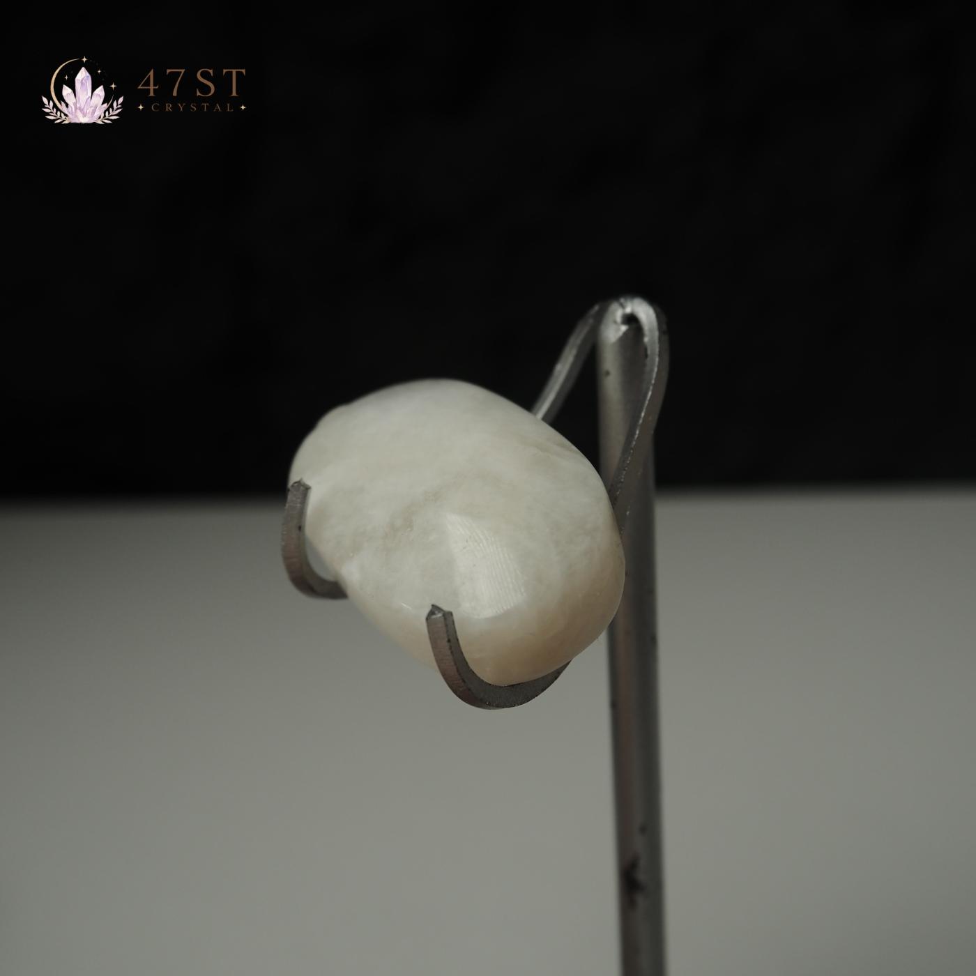 Moonstone Palm Stone