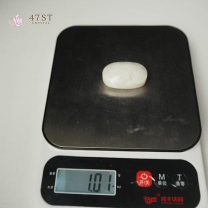 Moonstone Palm Stone