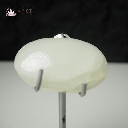Moonstone Palm Stone