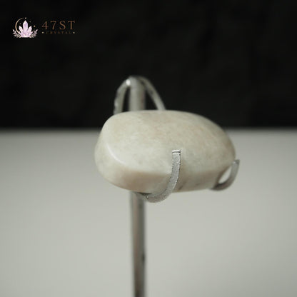 Moonstone Palm Stone