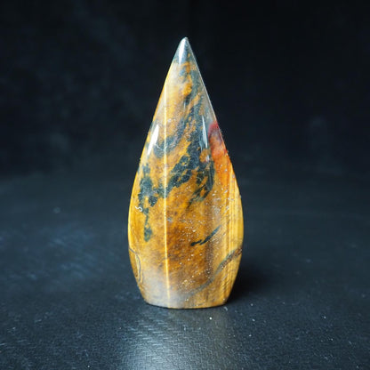 Tiger Eye Freeform