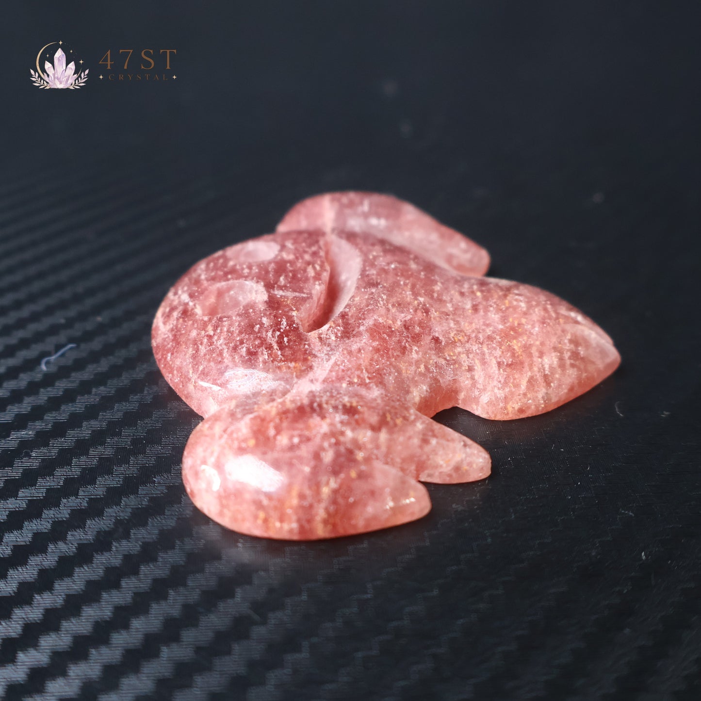 Strawberry Quartz Manta Ray Carving