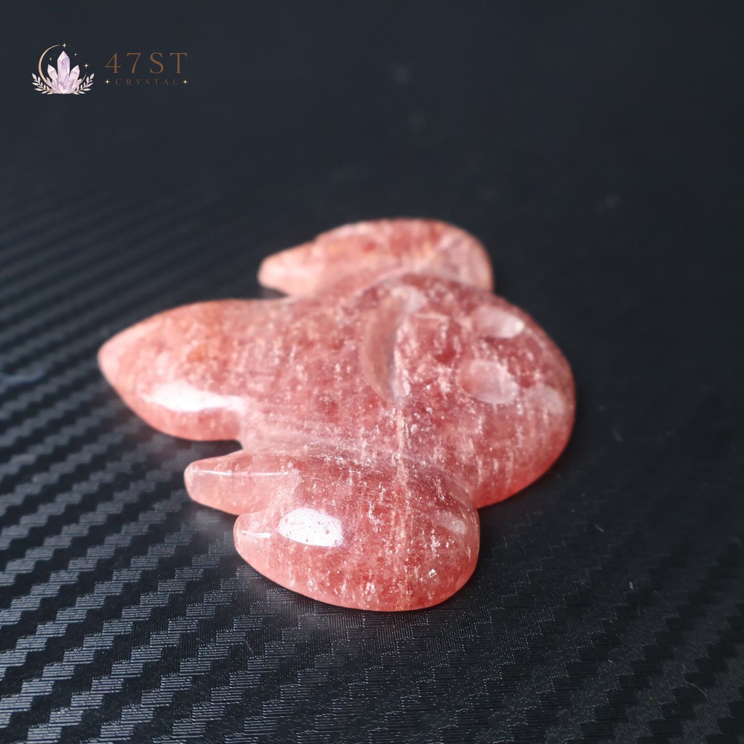 Strawberry Quartz Manta Ray Carving