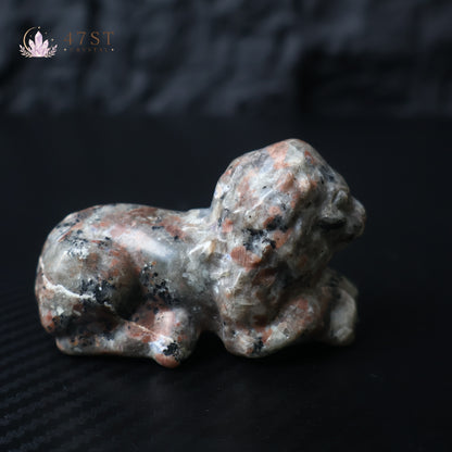 Yooperlite Lion Carving