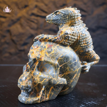 Realgar Lizard & Skull Carving