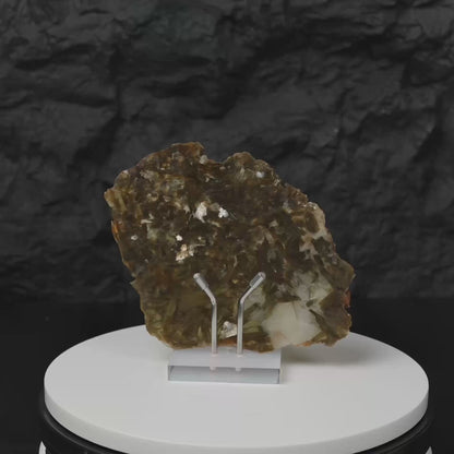 Golden mica
